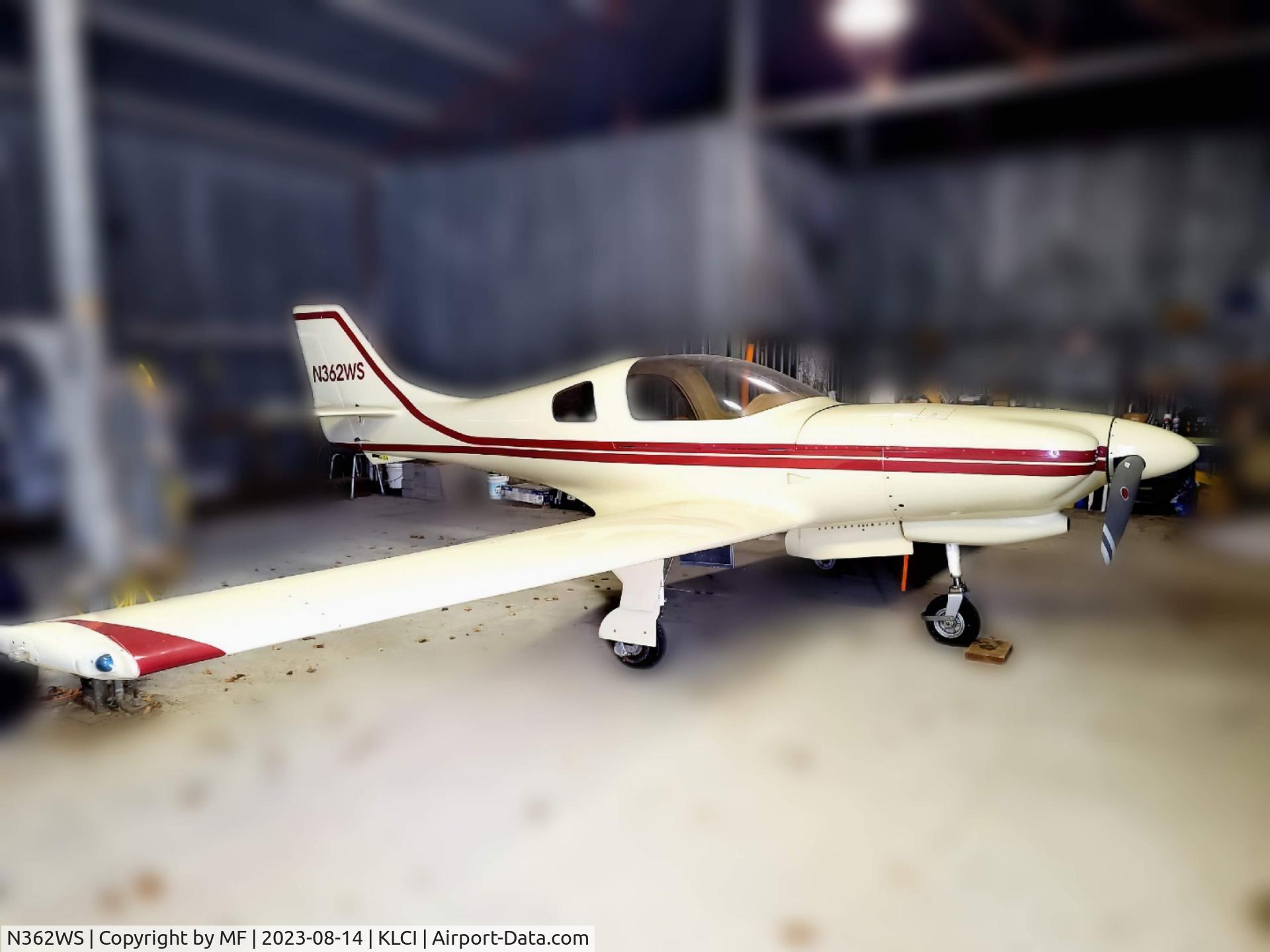 N362WS, 1993 Lancair 320/360 C/N LNC571360WS92, 1993 Lanceair 260 long wing 
Owner at time of photo- Ernest Houle
