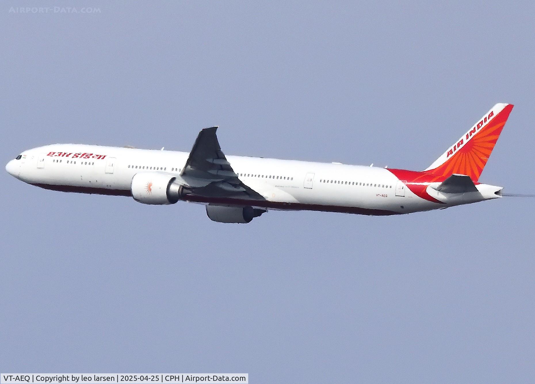 VT-AEQ, 2013 Boeing B-777-3FX C/N 39690, Copenhagen 25.4.2025