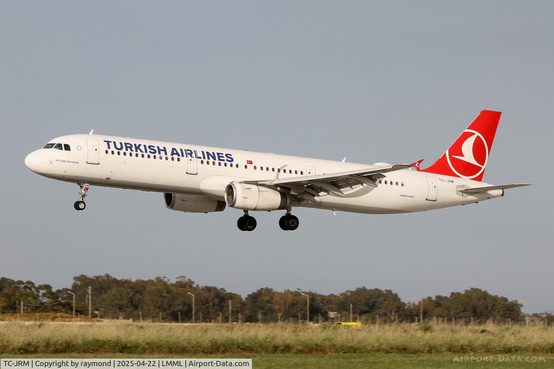 TC-JRM, 2011 Airbus A321-231 C/N 4643, Turkish Airlines Airbus A321-231 reg TC-JRM on final approach to RW31 in Malta.