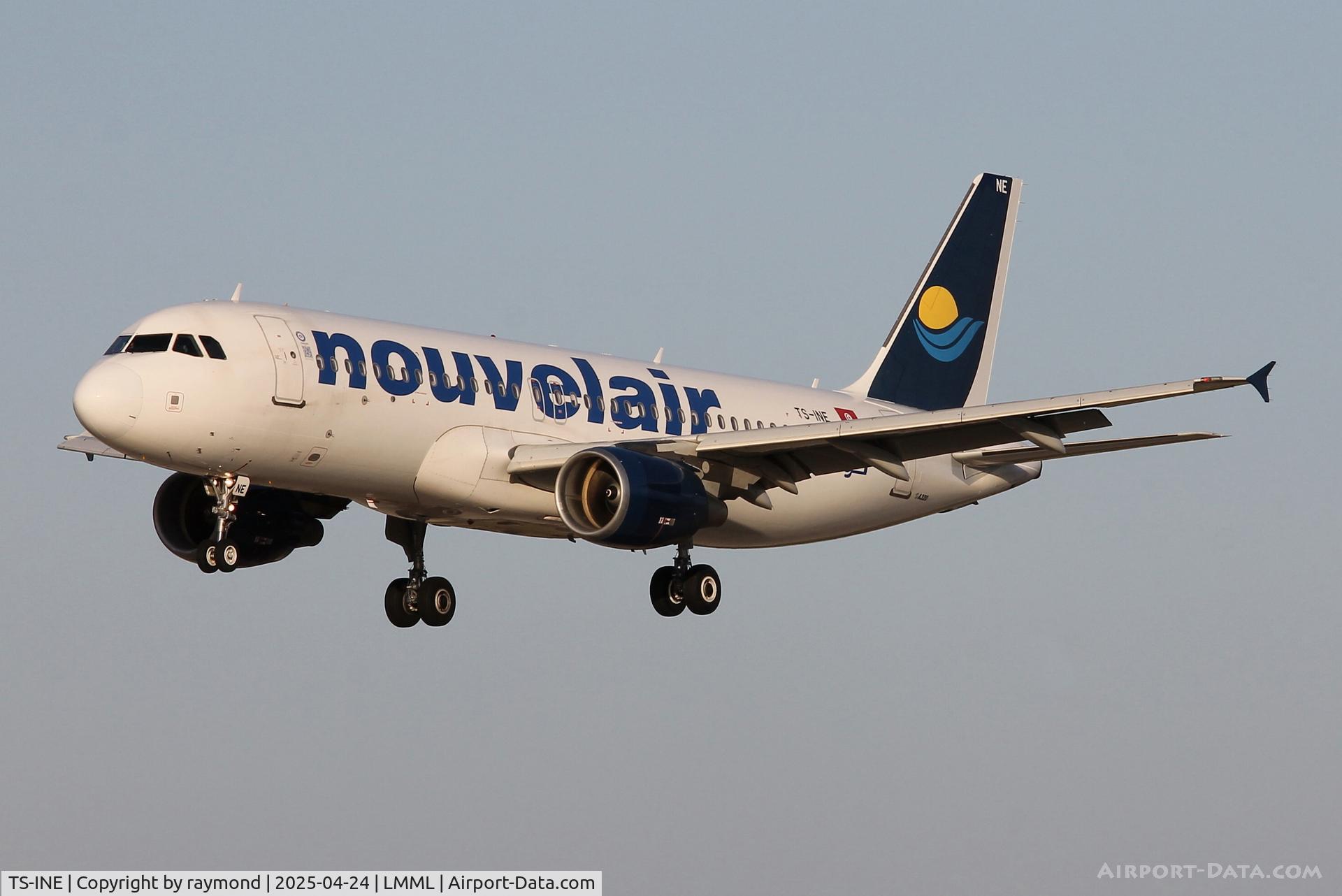 TS-INE, 1991 Airbus A320-211 C/N 222, Airbus A320-211 reg TS-INE of Nouvelair approaching RW31 at Malta.