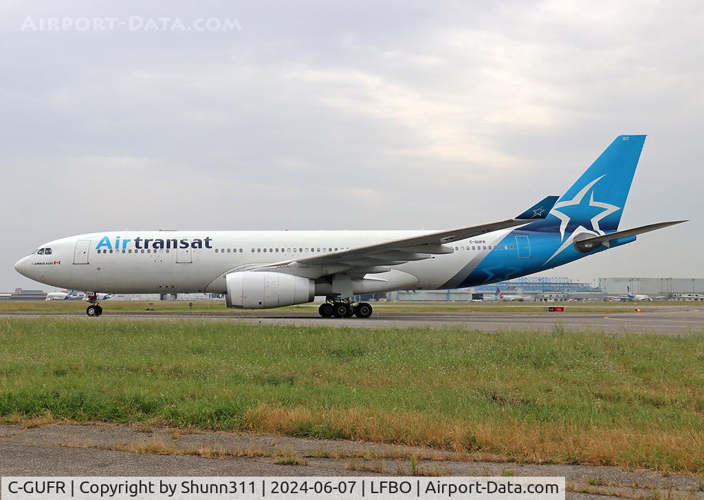 C-GUFR, 1999 Airbus A330-243 C/N 251, Taxiing to the Terminal... new modified livery...