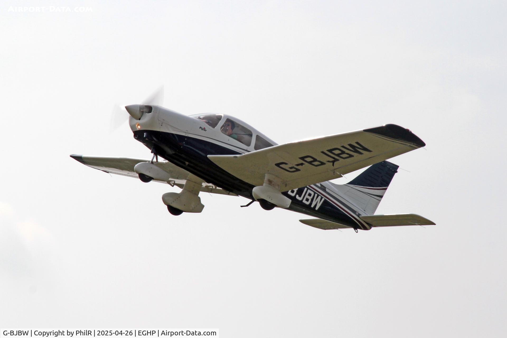 G-BJBW, 1981 Piper PA-28-161 Cherokee Warrior II C/N 28-8116280, G-BJBW 1981 Piper PA-28-161 Cherokee Warrior ll Popham