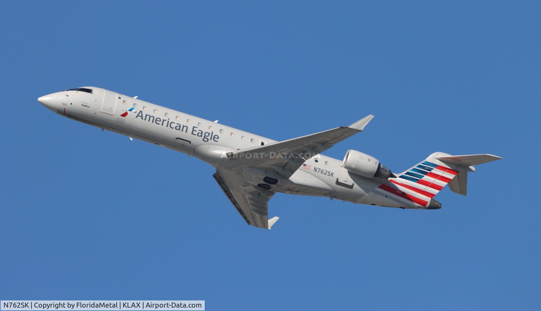 N762SK, 2005 Bombardier CRJ-701ER (CL-600-2C10) Regional Jet C/N 10226, SKW/AE CR7 zx lax-dfw