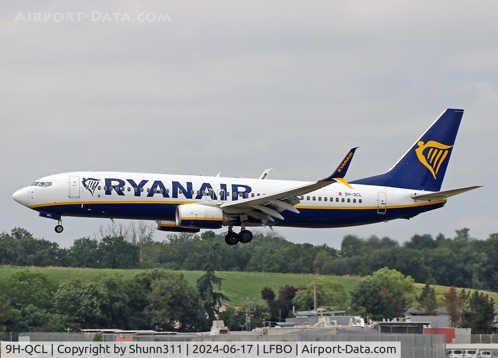 9H-QCL, 2016 Boeing 737-8AS C/N 44732, Landing rwy 14L