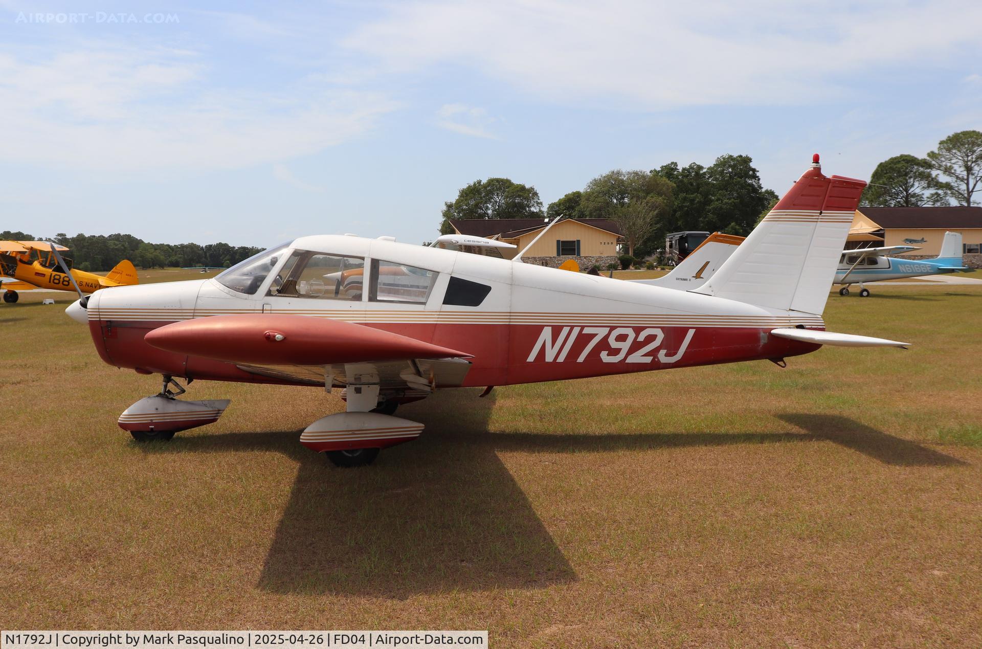 N1792J, 1968 Piper PA-28-140 C/N 28-24218, Piper PA-28-140