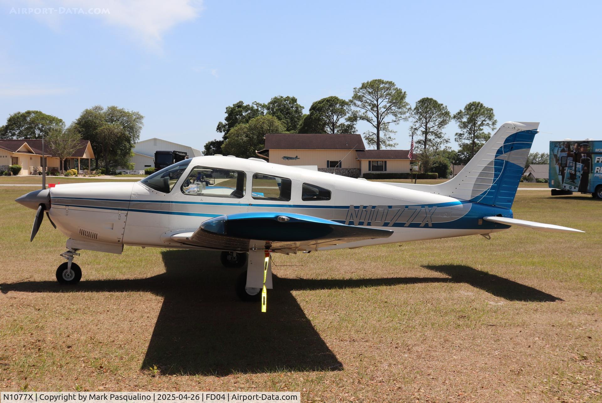 N1077X, 1975 Piper PA-28R-200 C/N 28R-7535234, Piper PA-28R-200