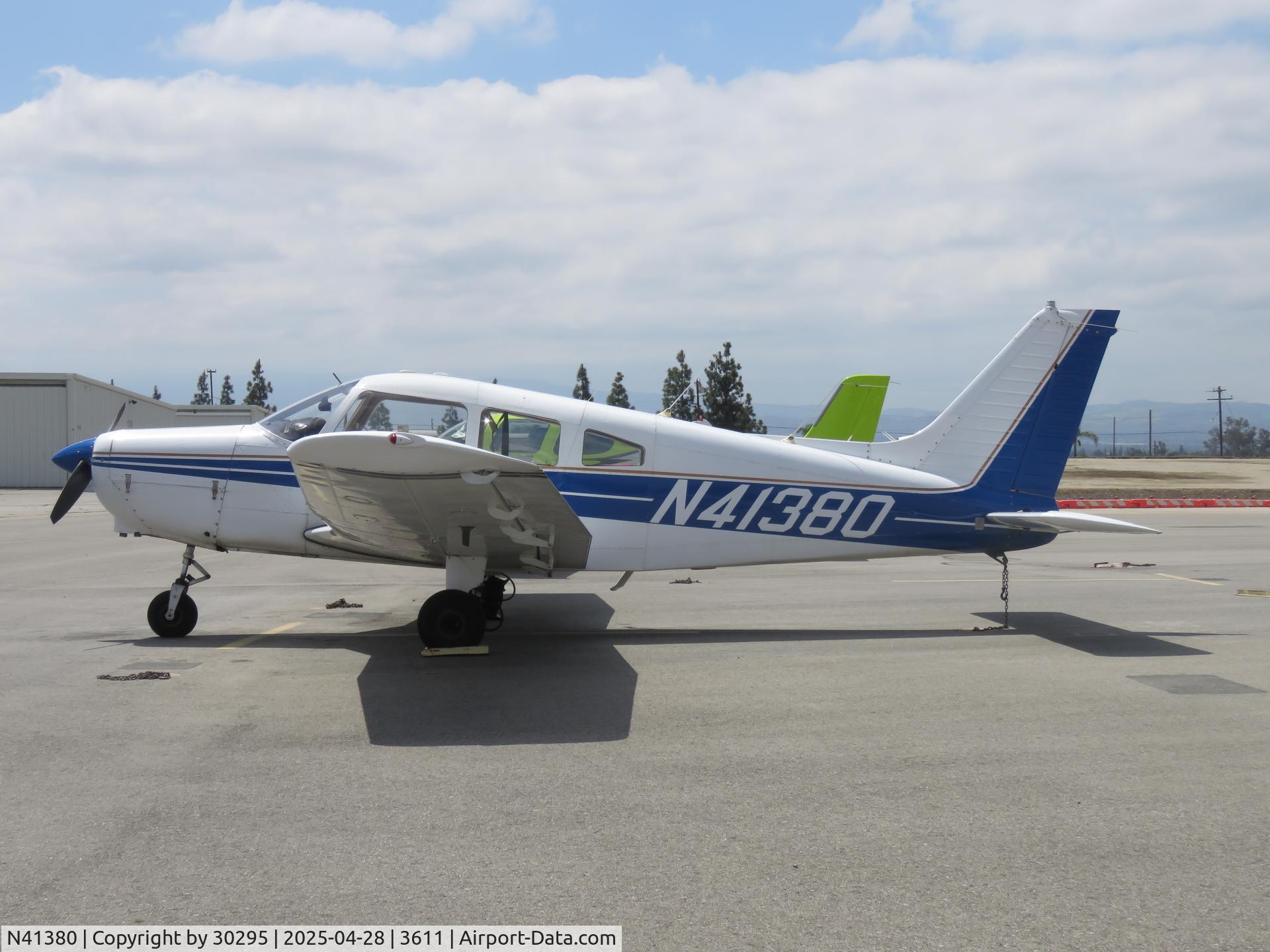 N41380, 1974 Piper PA-28-151 C/N 28-7415194, Parked