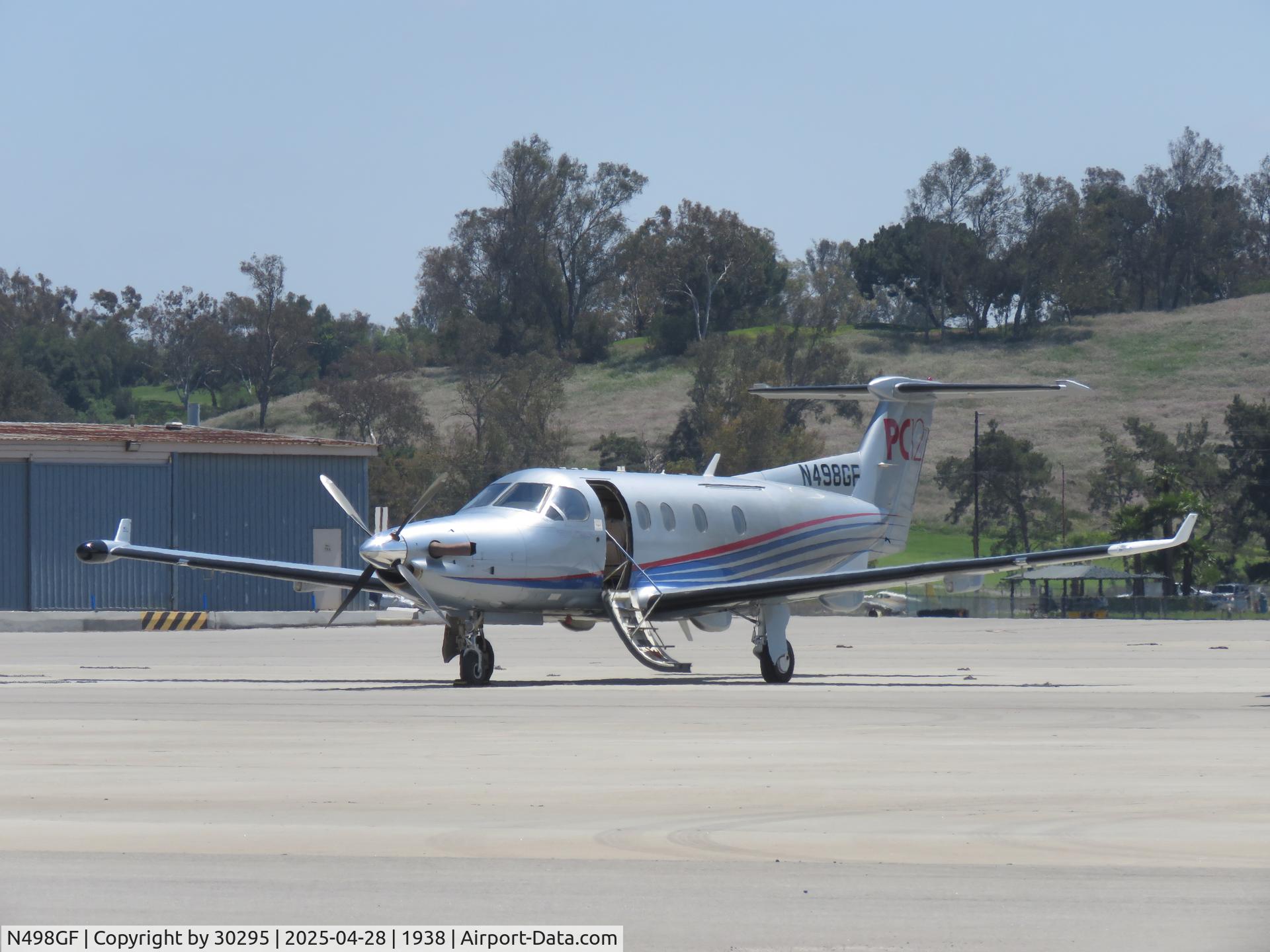 N498GF, 2003 Pilatus PC-12/45 C/N 498, Parked