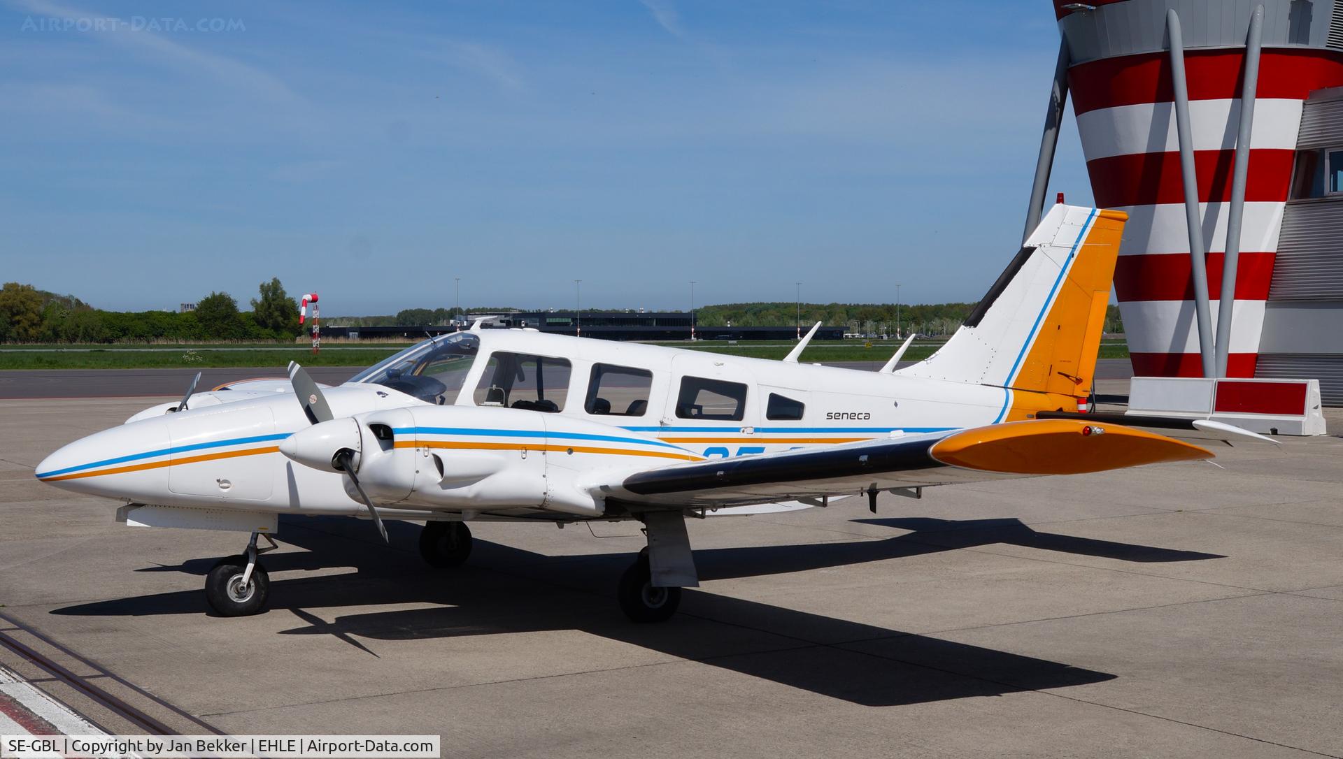 SE-GBL, Piper PA-34-200 Seneca C/N 34-7450147, Lelystad Airport