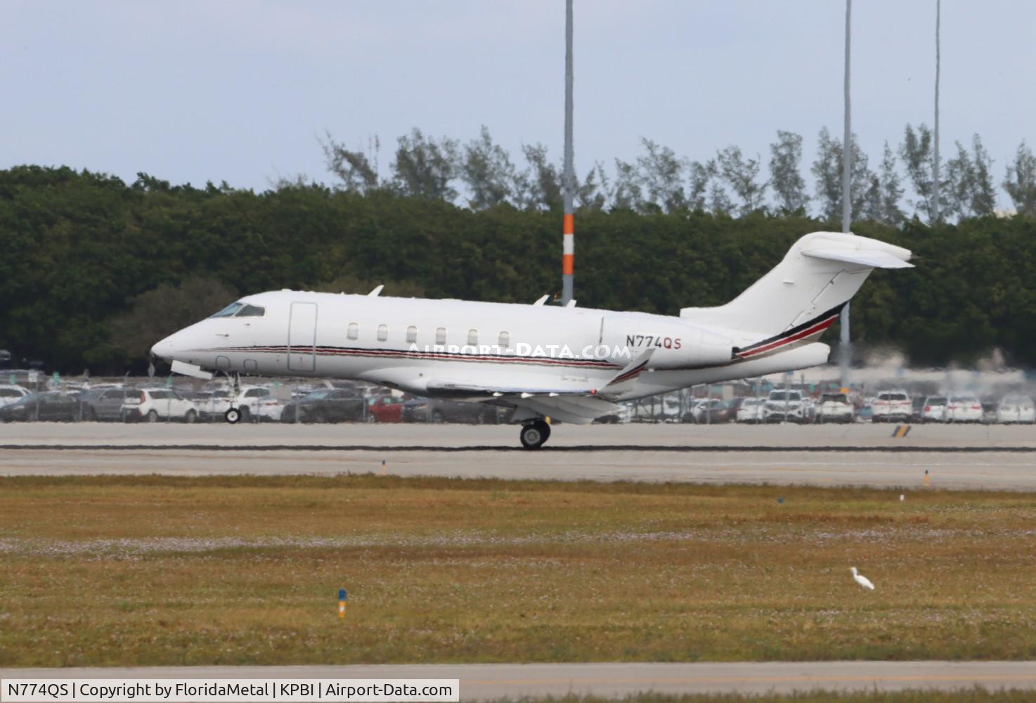 N774QS, 2015 Bombardier Challenger 350 (BD 100-1A10) C/N 20554, Challenger 350 zx pbi-phl