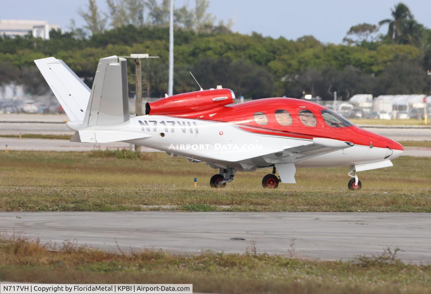 N717VH, 2017 Cirrus SF50 Vision Jet C/N 0019, SF50 zx nas-pbi