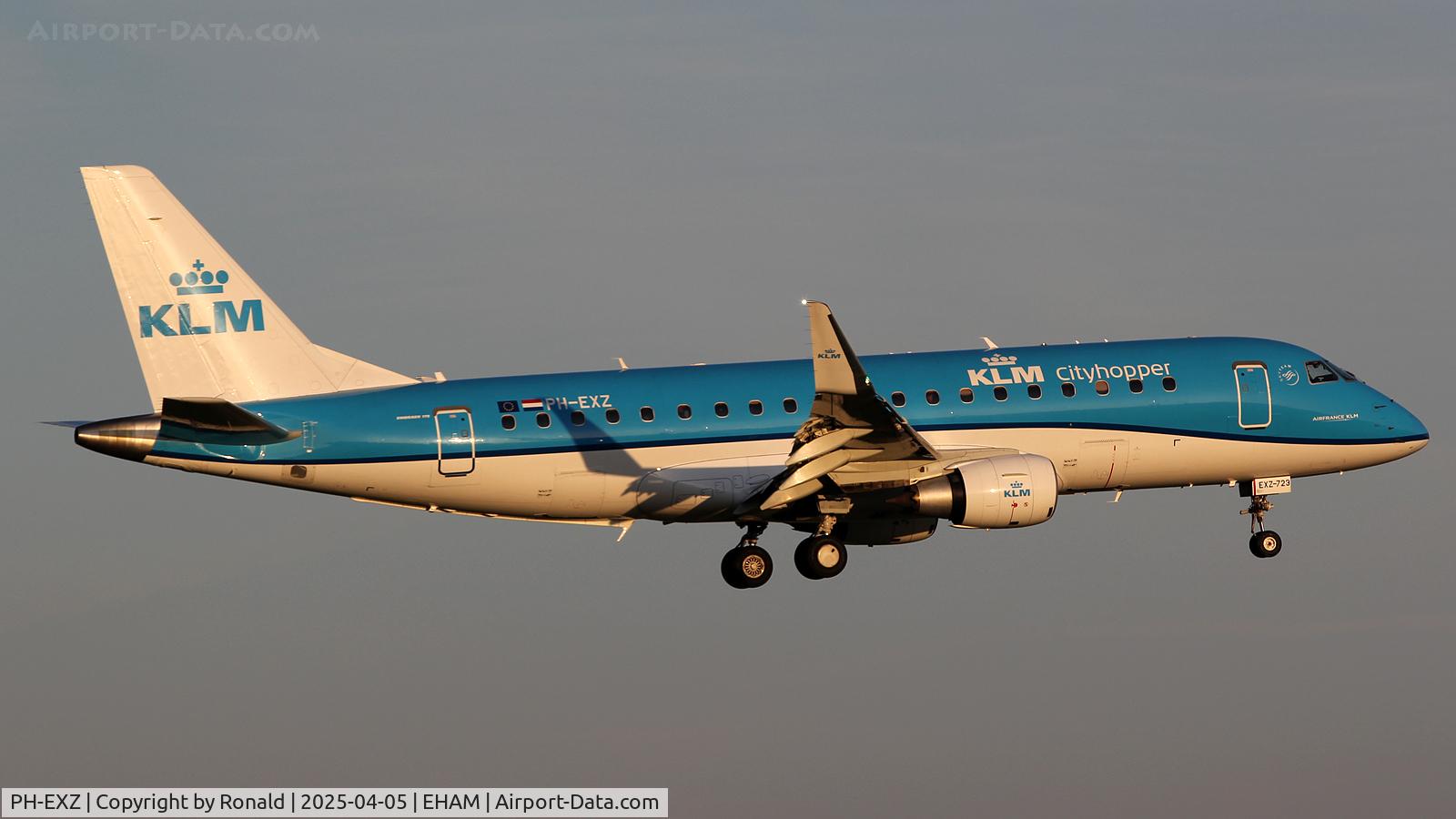 PH-EXZ, 2018 Embraer 175STD (ERJ-170-200) C/N 17000723, at eham