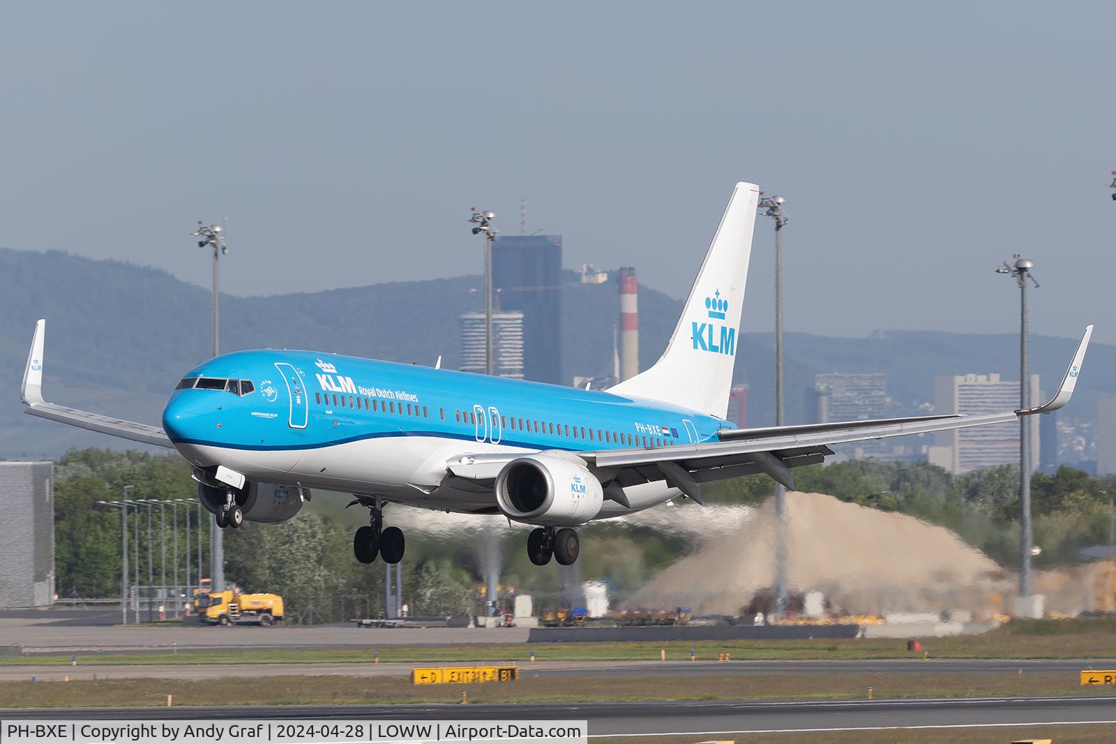 PH-BXE, 2000 Boeing 737-8K2 C/N 29595, KLM 737-800