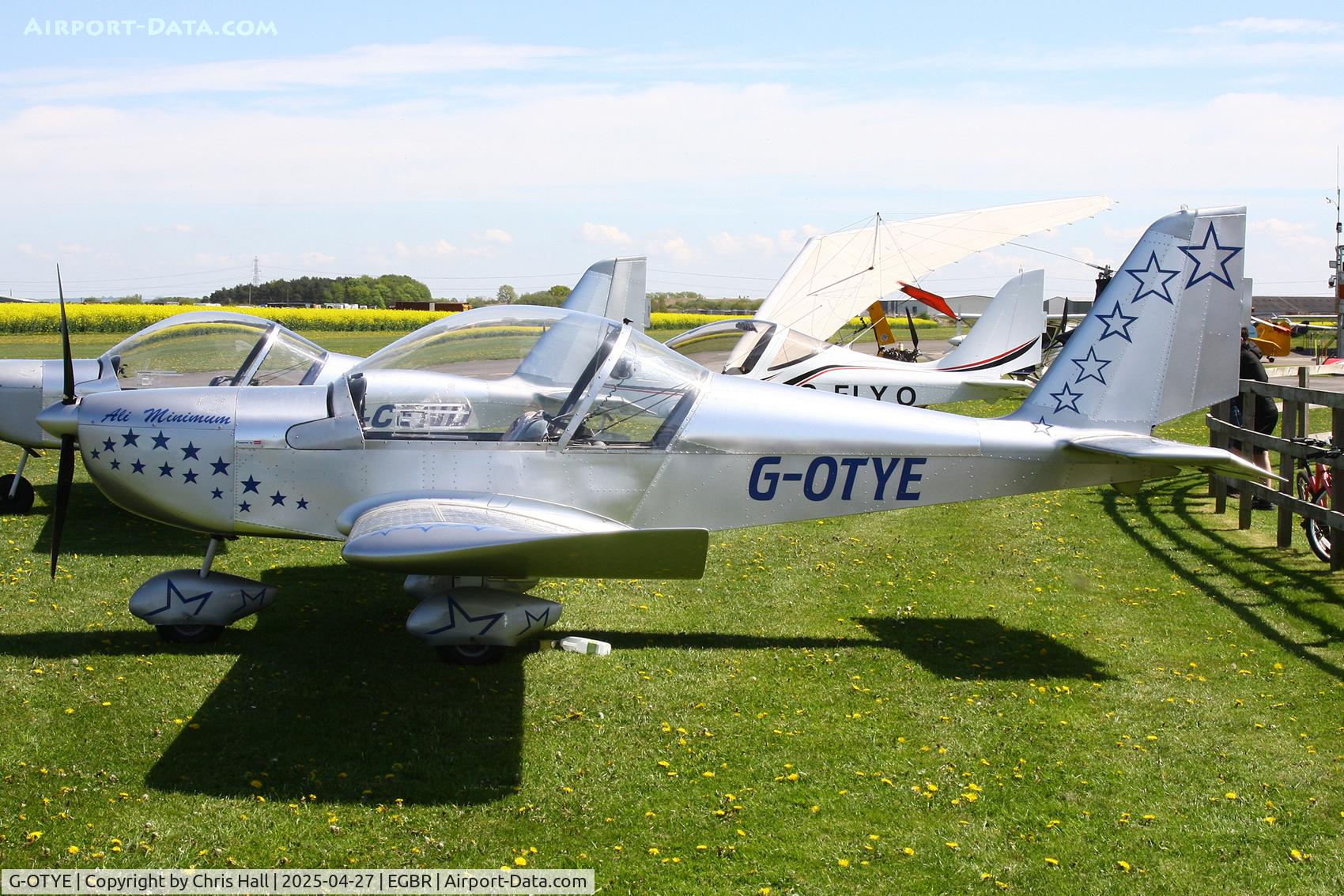 G-OTYE, 2002 Aerotechnik EV-97 Eurostar C/N PFA 315-13858, Breighton - EGBR 