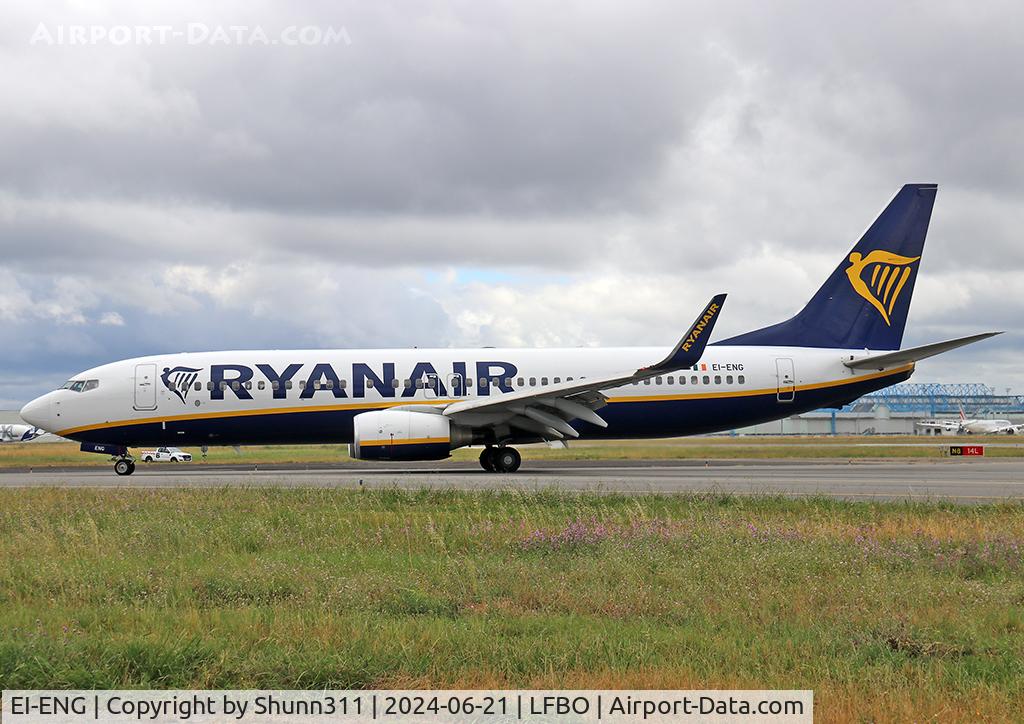 EI-ENG, 2010 Boeing 737-8AS C/N 34977, Taxiing to the Terminal