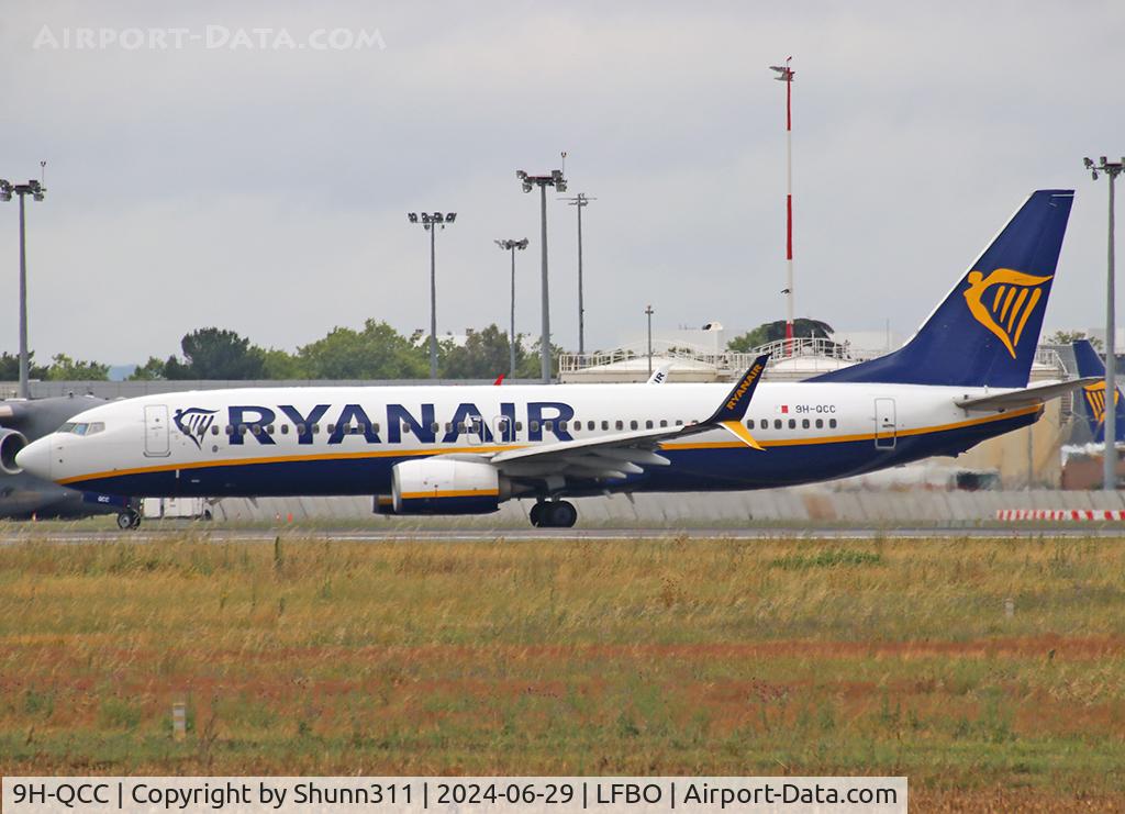 9H-QCC, 2016 Boeing 737-8AS C/N 44718, Lining up rwy 32R from S2 for departure...