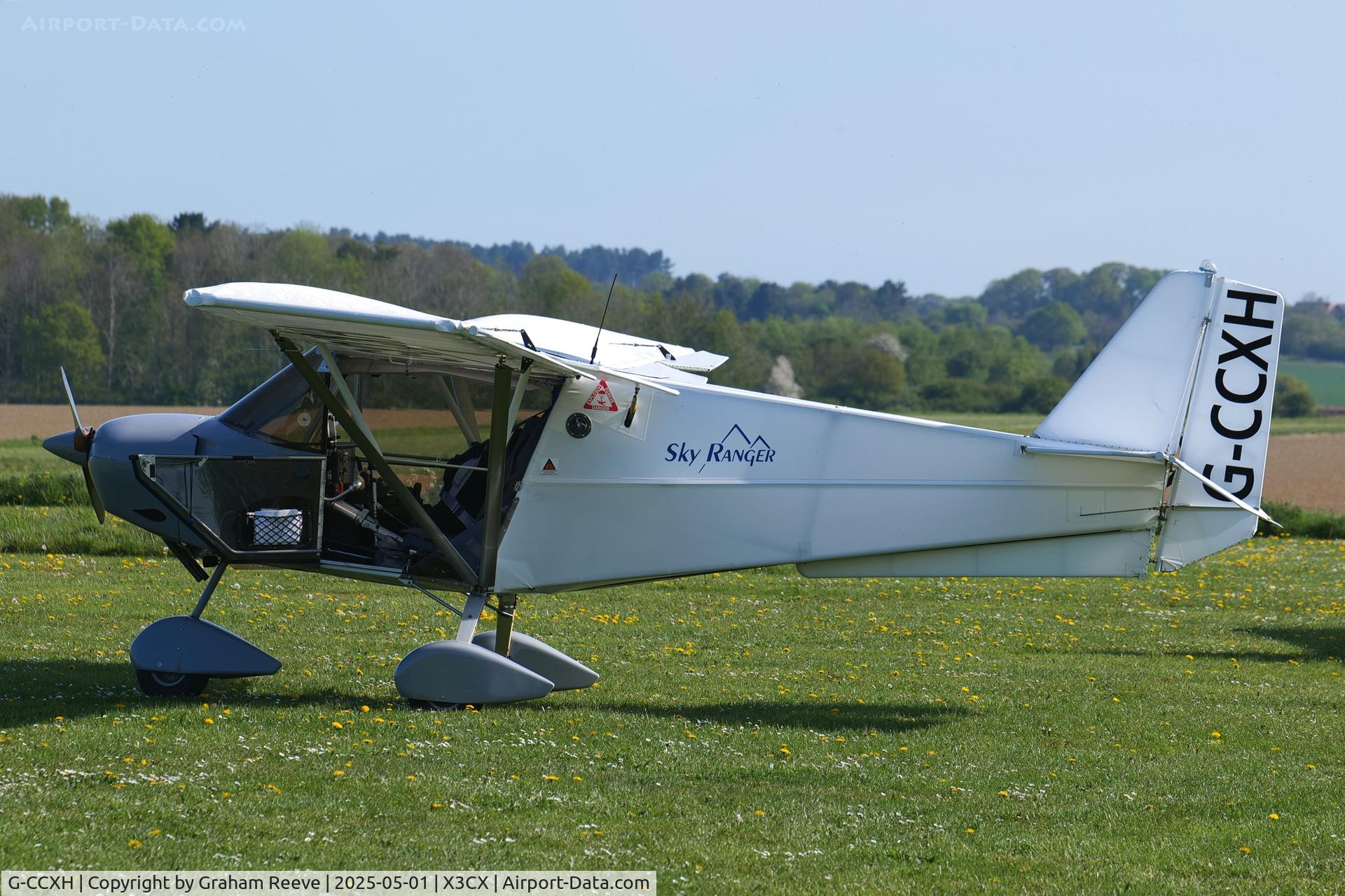 G-CCXH, 2004 Skyranger J2.2(1) C/N BMAA/HB/377, Parked at Northrepps.