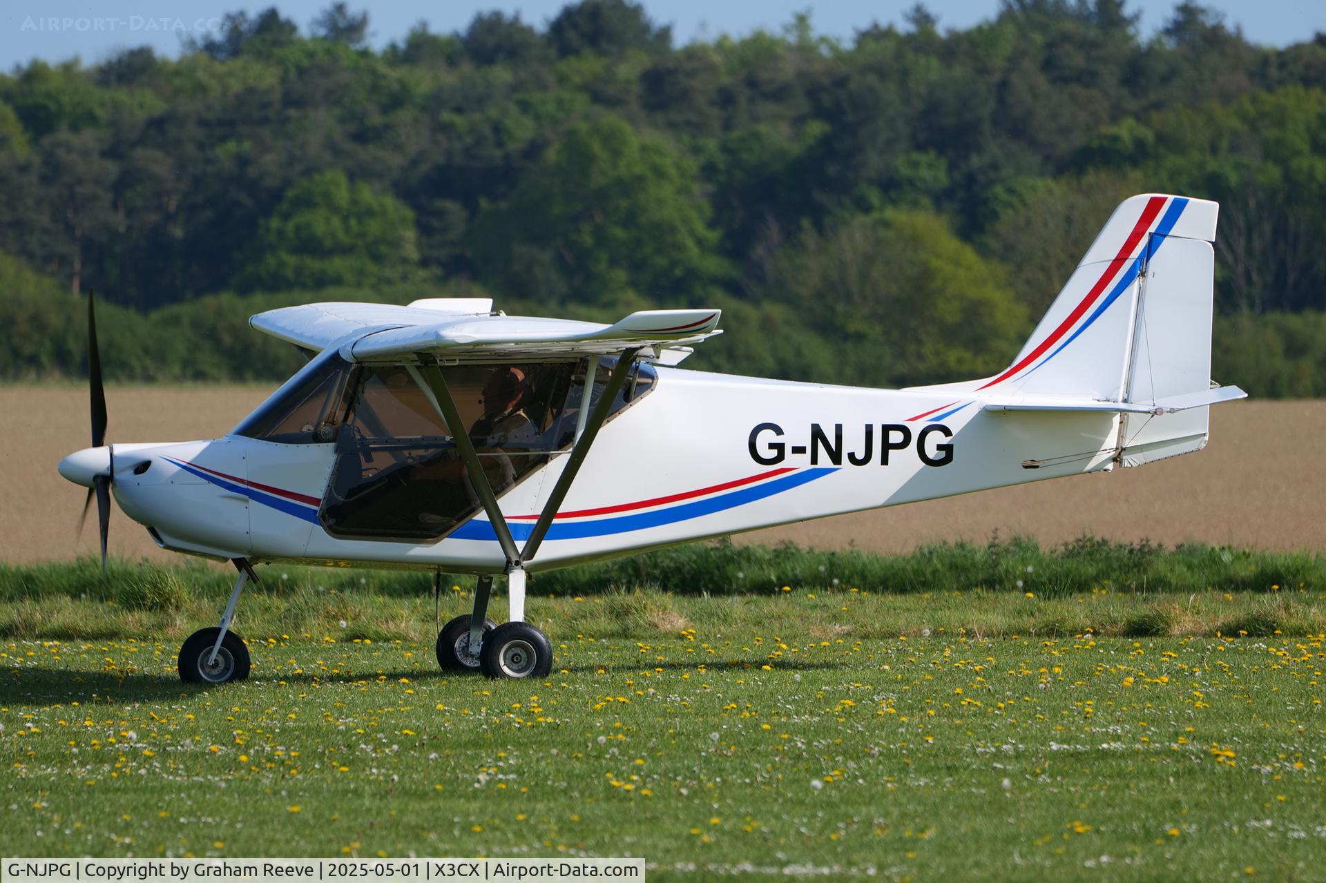 G-NJPG, 2013 Best Off Skyranger Nynja 912S(1) C/N BMAA/HB/636, Departing from Northrepps.