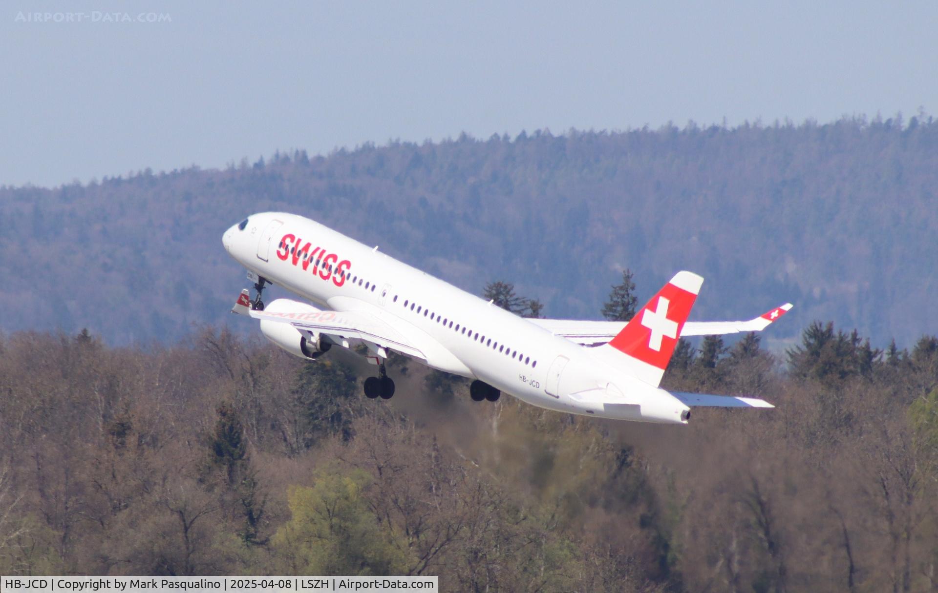 HB-JCD, 2017 Bombardier CSeries CS300 (BD-500-1A11) C/N 55013, Airbus A220-371