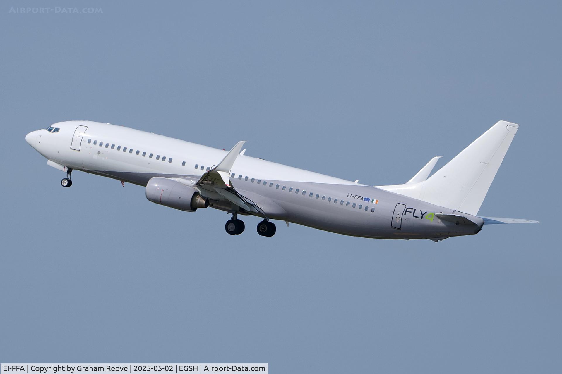 EI-FFA, 2011 Boeing 737-8K5 C/N 38097, Departing from Norwich.