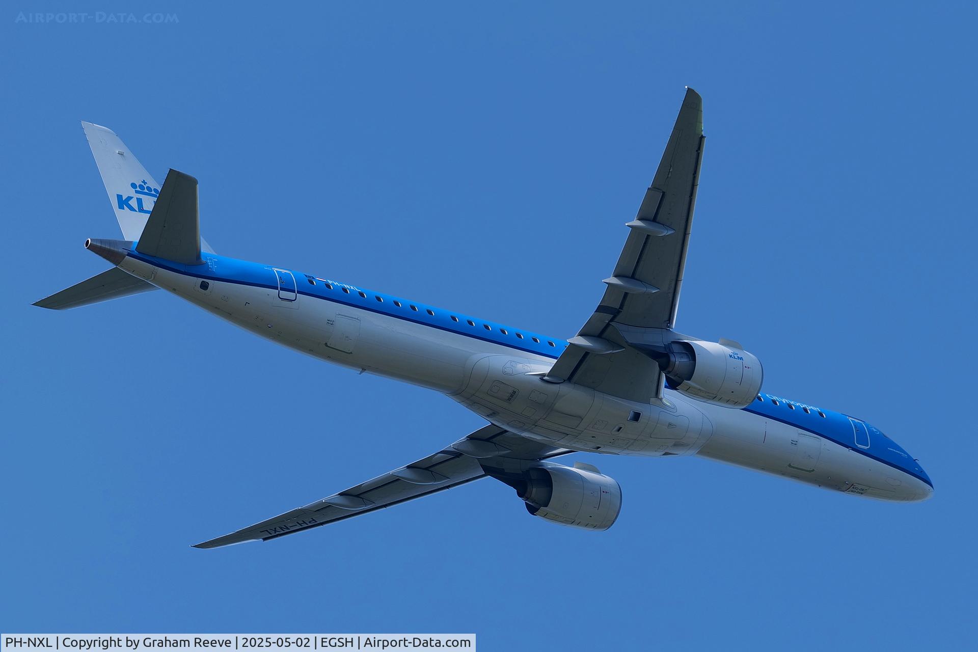 PH-NXL, 2022 Embraer E195-E2 C/N 19020067, Departing from Norwich.