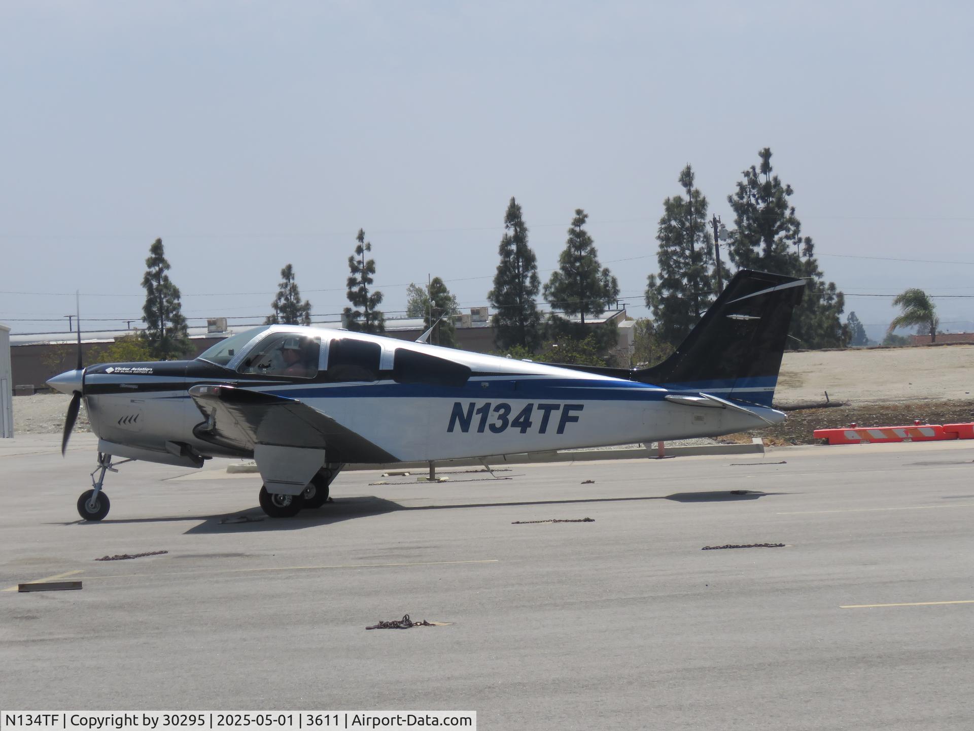 N134TF, 1993 Beech F33A Bonanza C/N CE-1764, Parked
