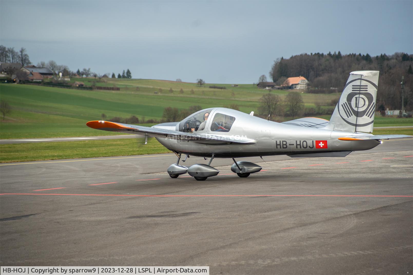 HB-HOJ, 1990 MDC Max Daetwyler MD3-160 Swiss Trainer C/N 002, Still living at its birthplace.