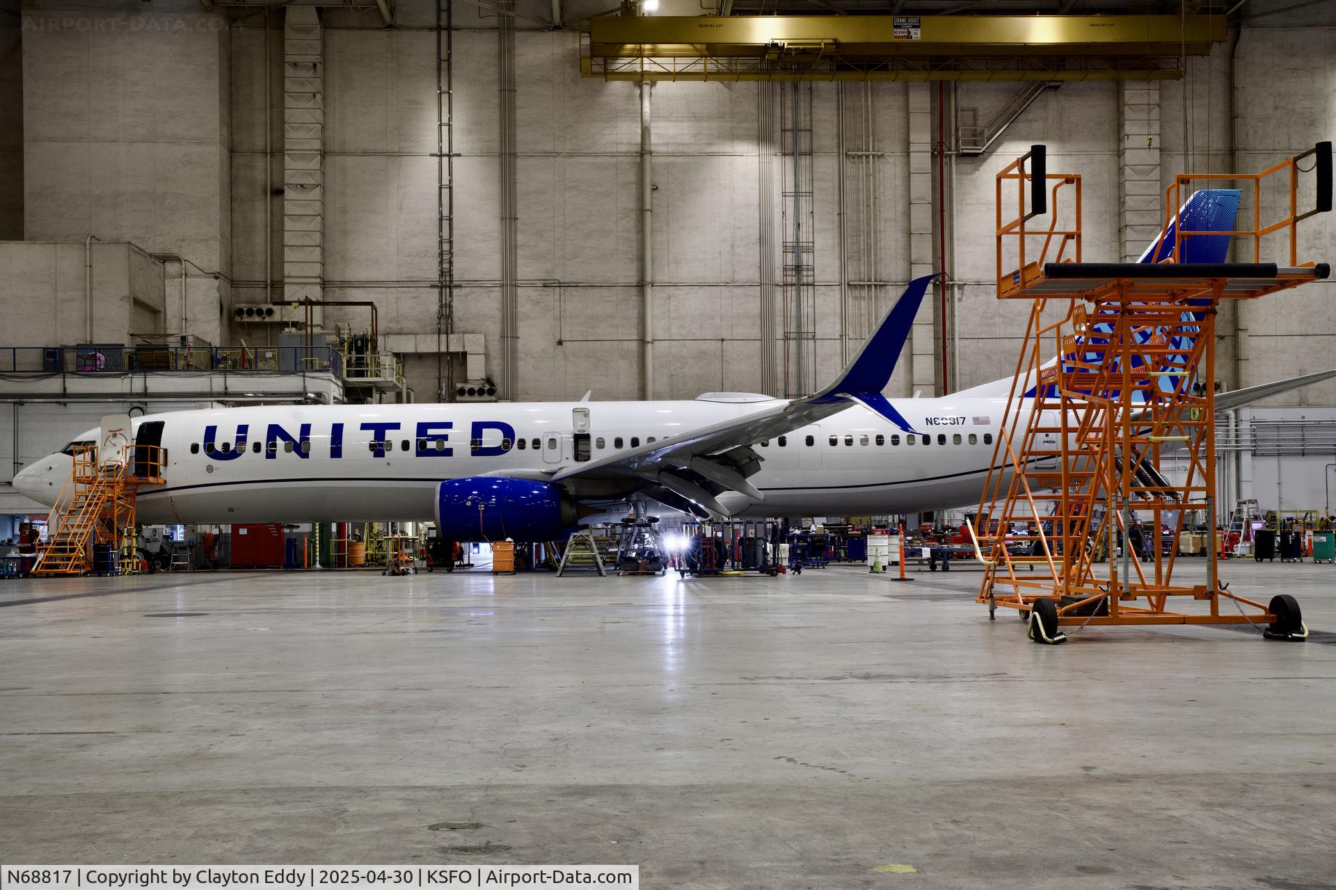 N68817, 2014 Boeing 737-924/ER C/N 42747, SFO 2025