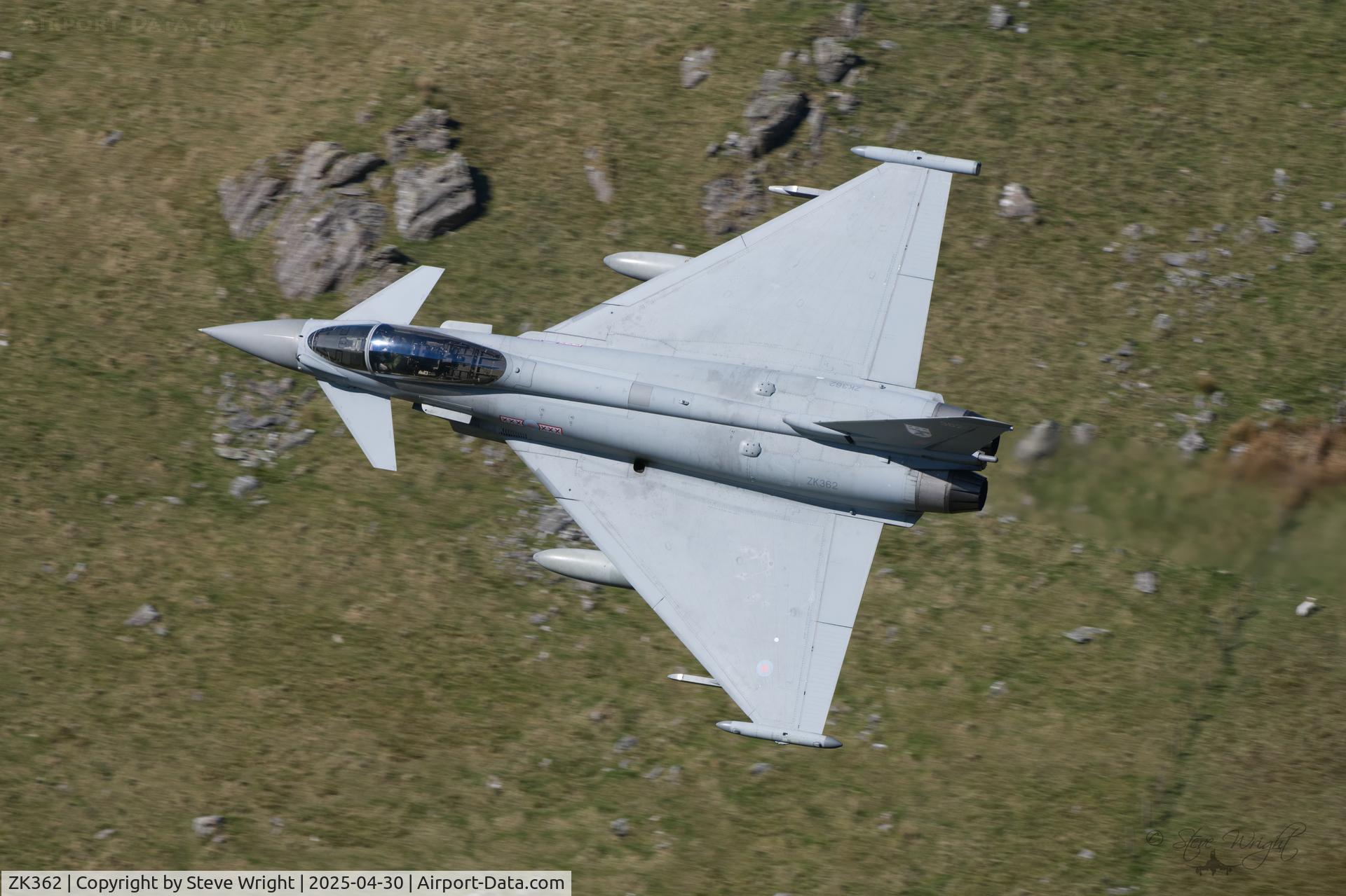 ZK362, 2014 Eurofighter EF-2000 Typhoon FGR.4 C/N BS123/442, Bwlch Oerdrws, Mach Loop. Cymru. UK