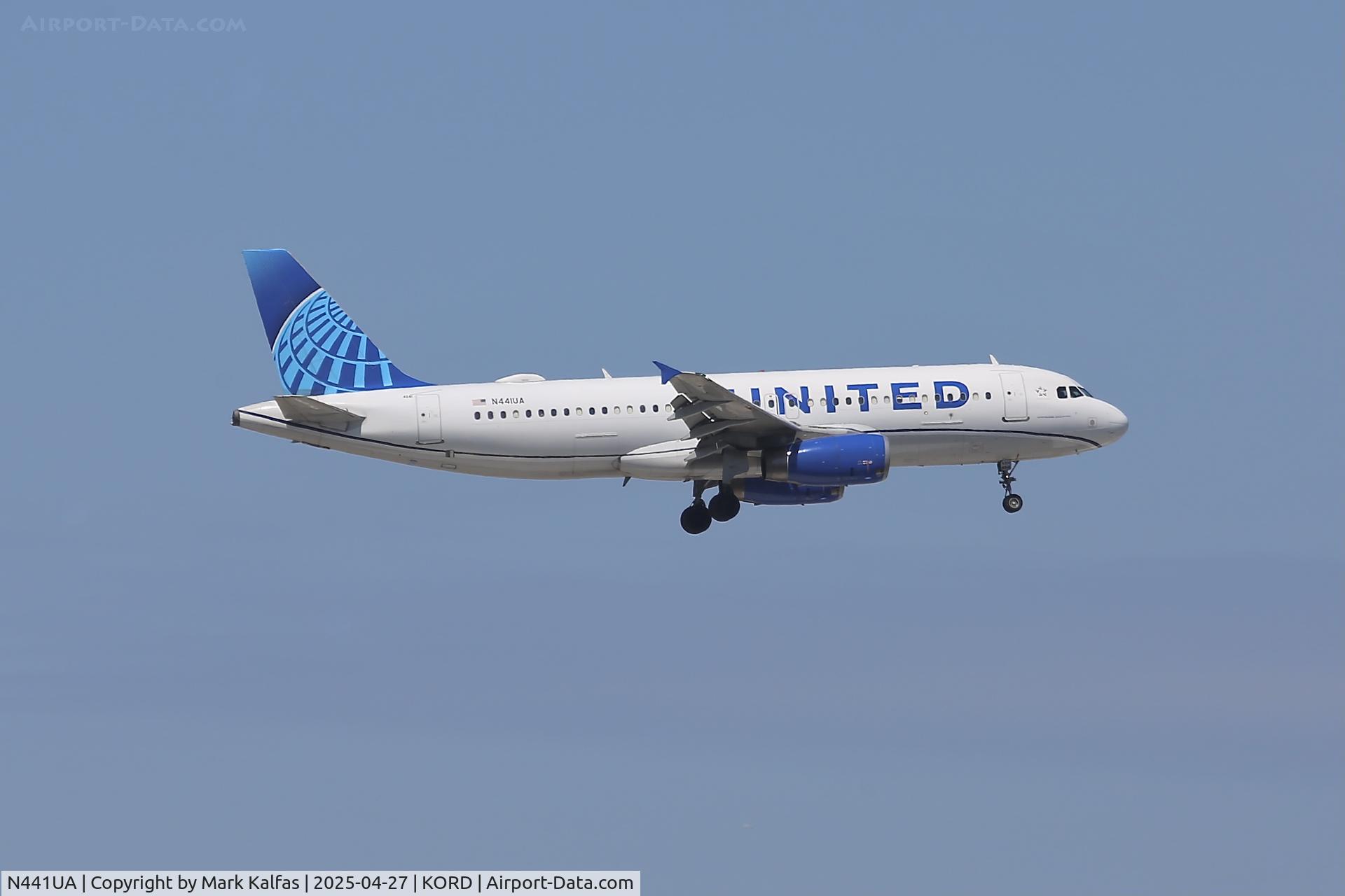 N441UA, 1997 Airbus A320-232 C/N 751, A320 United Airlines A320-232 N441UA 10C approach KORD