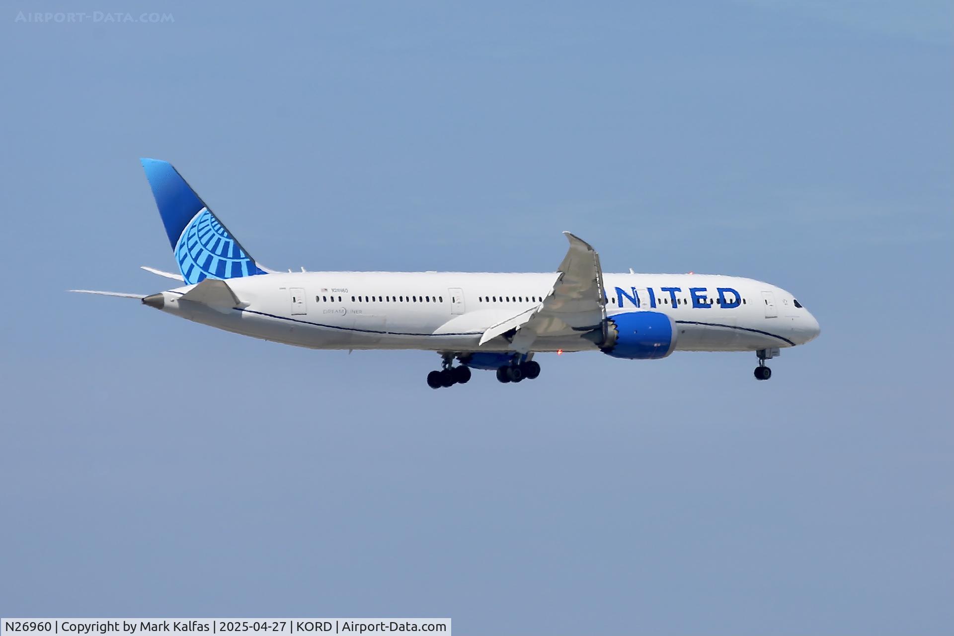 N26960, 2015 Boeing 787-9 Dreamliner Dreamliner C/N 36408, B789 United Airlines Boeing 787-9 Dreamliner N26960 10C approach KORD