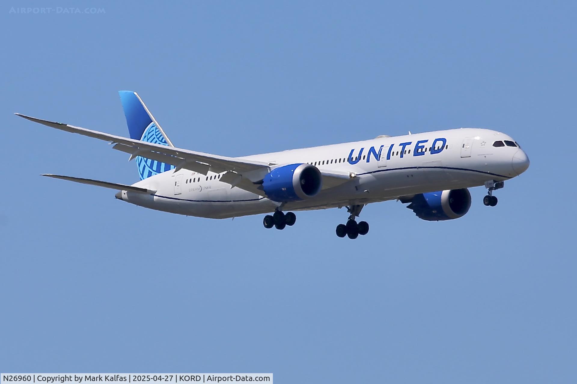 N26960, 2015 Boeing 787-9 Dreamliner Dreamliner C/N 36408, B789 United Airlines Boeing 787-9 Dreamliner N26960 10C approach KORD
