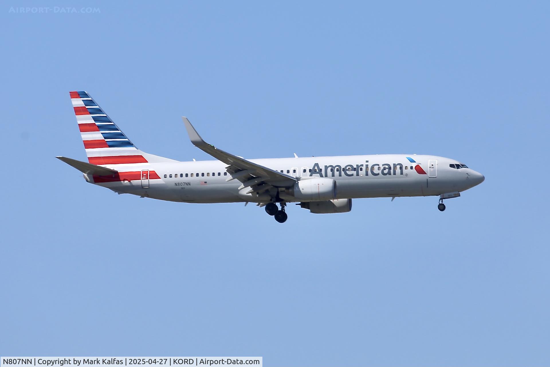 N807NN, 2009 Boeing 737-823 C/N 31077, B738 American Airlines Boeing 737-823 N807NN arriving 10C KORD