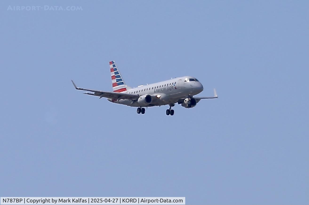 N787BP, 2005 Embraer 170SU (ERJ-170-100SU) C/N 17000046, E170 Envoy/ American Eagle EMBRAER ERJ 170-100 LR N787BP 10C KORD