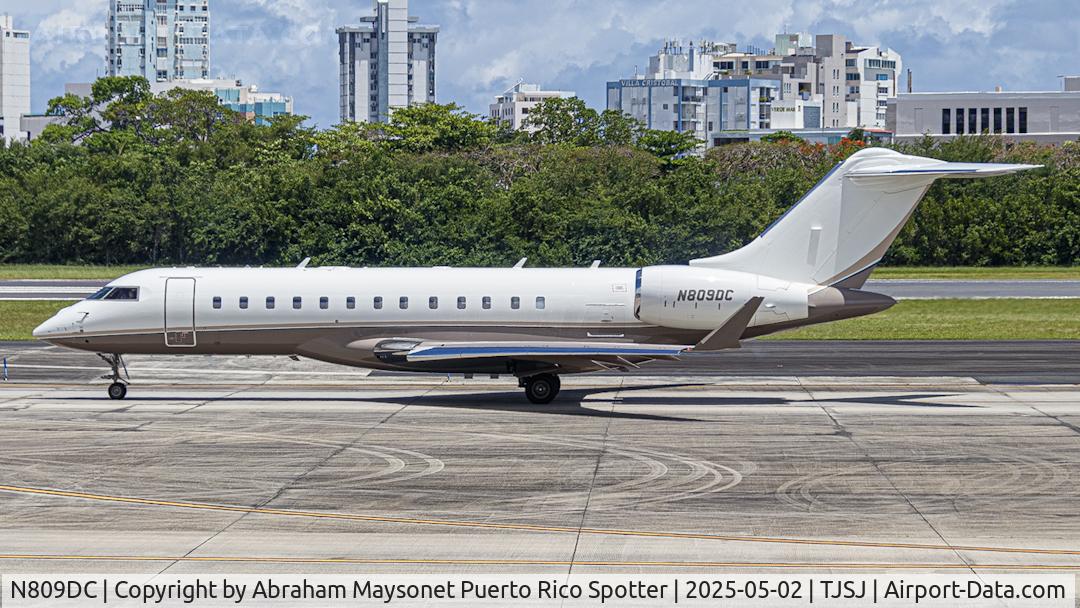 N809DC, 2023 Bombadier Global 6500 (BD-700-1A10) C/N 60086, Taxing for departure