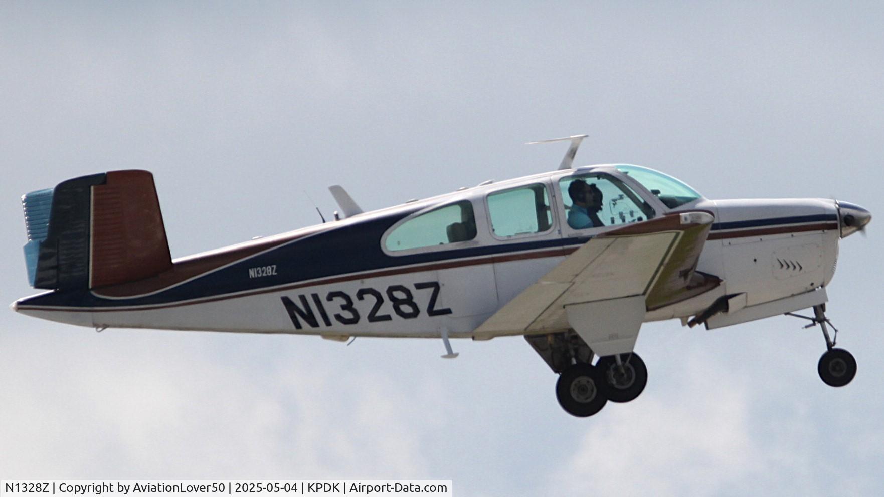 N1328Z, 1961 Beech N35 Bonanza C/N D-6761, N35 Bonanza
