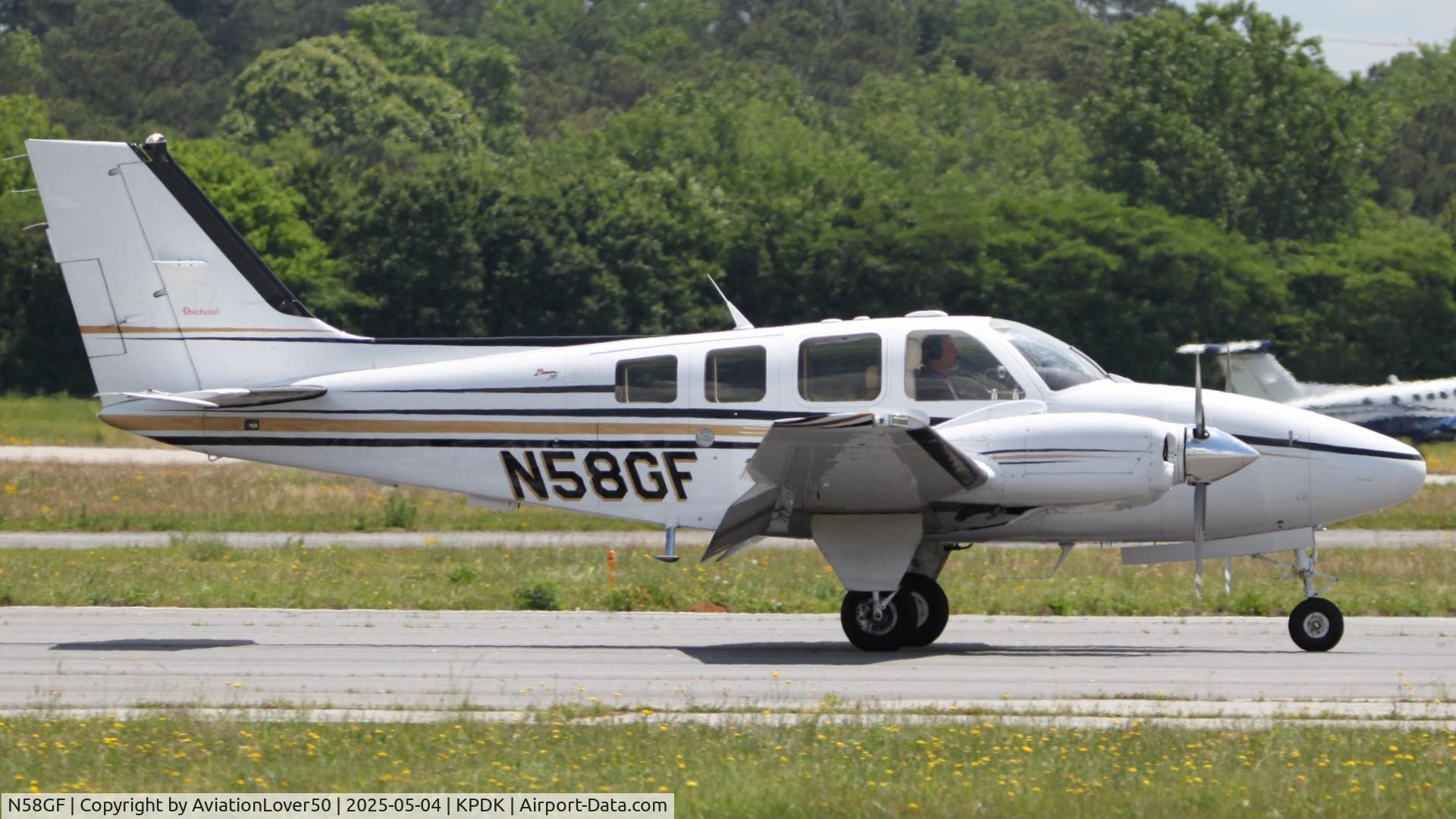 N58GF, 2004 Raytheon Aircraft Company 58 C/N TH-2095, 58 Baron