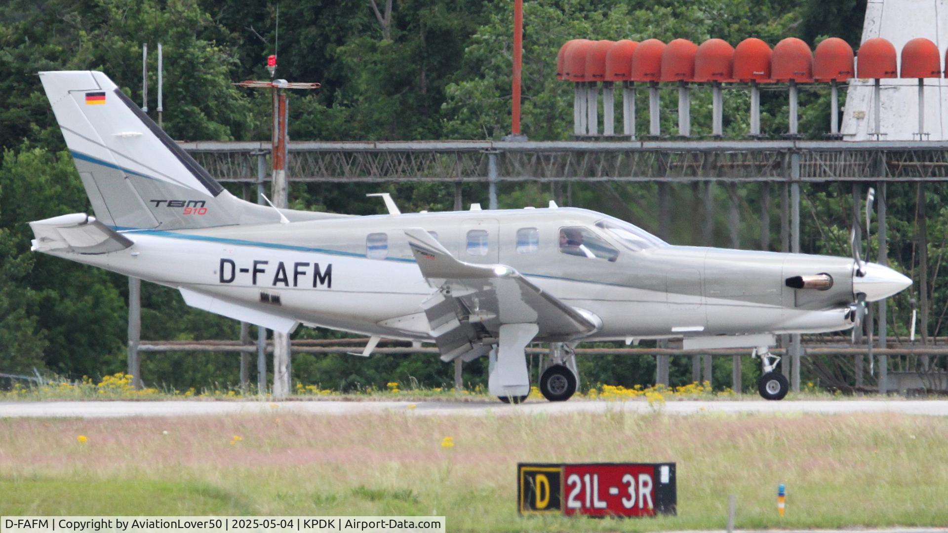D-FAFM, Socata TBM-910 C/N 1226, TBM-910