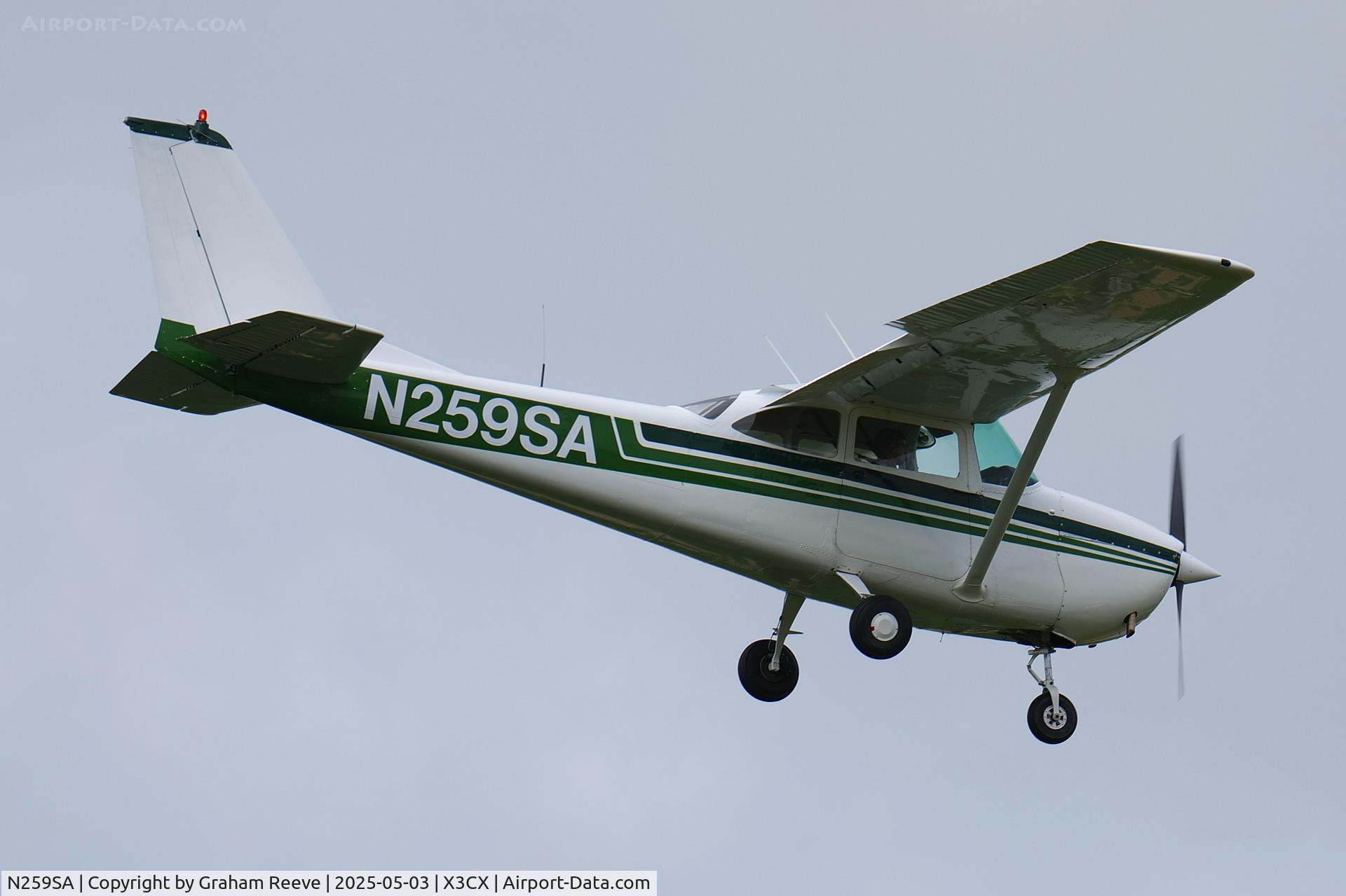 N259SA, Reims F172G C/N F172-0278, Landing at Northrepps.
