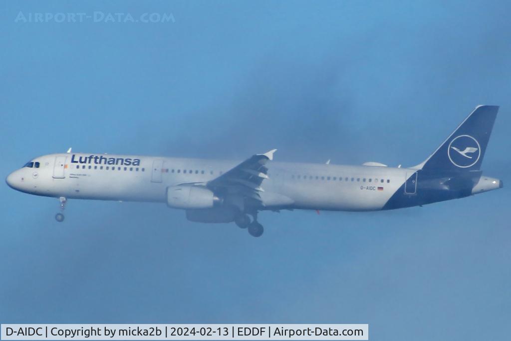 D-AIDC, 2010 Airbus A321-231 C/N 4560, Landing