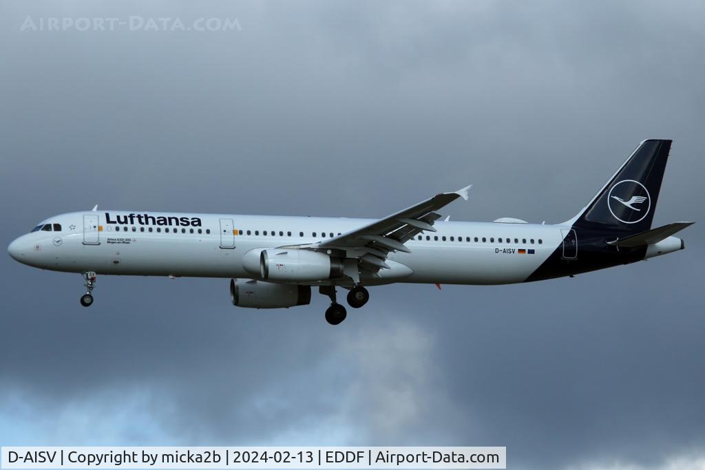 D-AISV, 2009 Airbus A321-231 C/N 4050, Landing. New livery