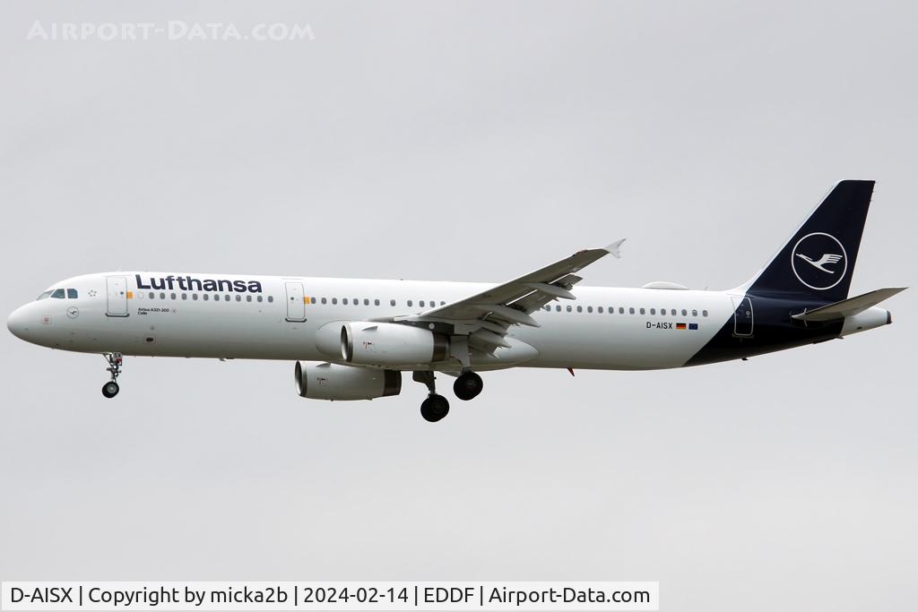 D-AISX, 2009 Airbus A321-231 C/N 4073, Landing