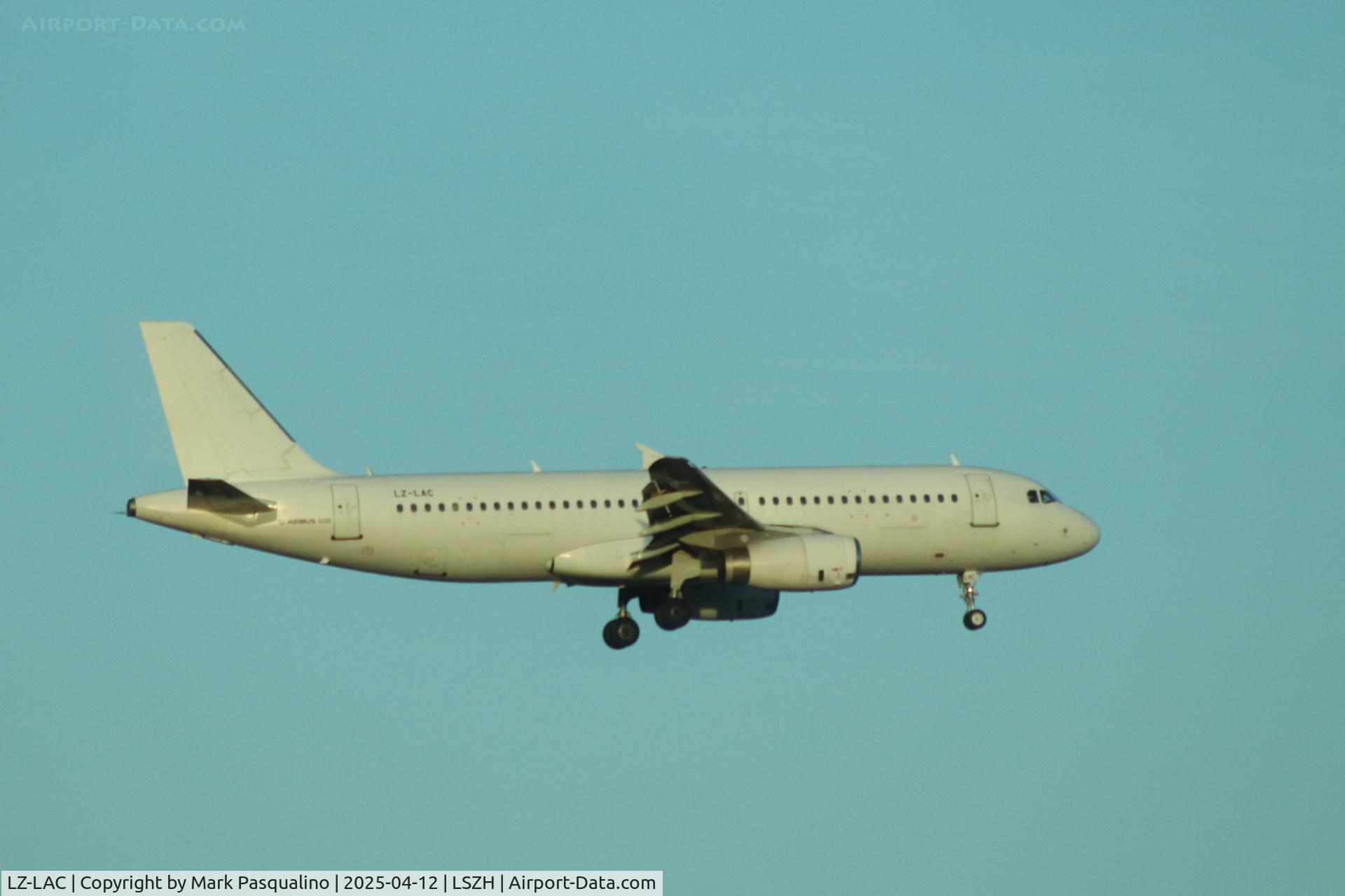 LZ-LAC, 1992 Airbus A320-231 C/N 296, Airbus A320-231