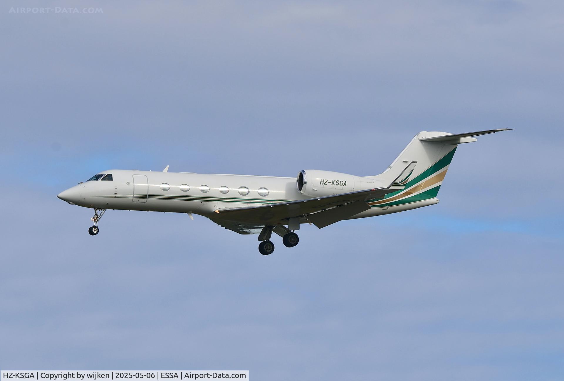 HZ-KSGA, 2007 Gulfstream Aerospace GIV-X (G450) C/N 4079, Rwy 01L