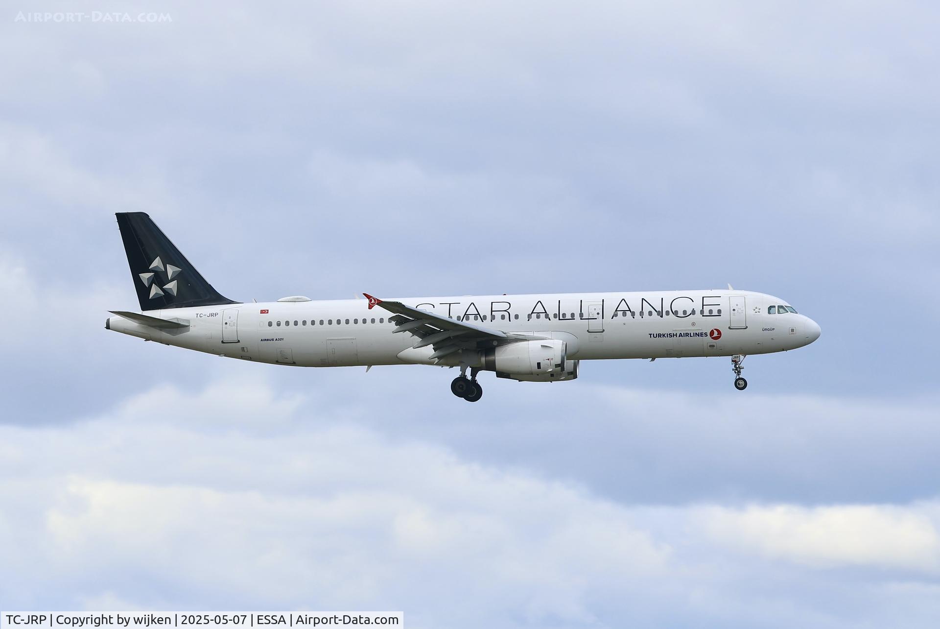 TC-JRP, 2011 Airbus A321-231 C/N 4698, Rwy 01L