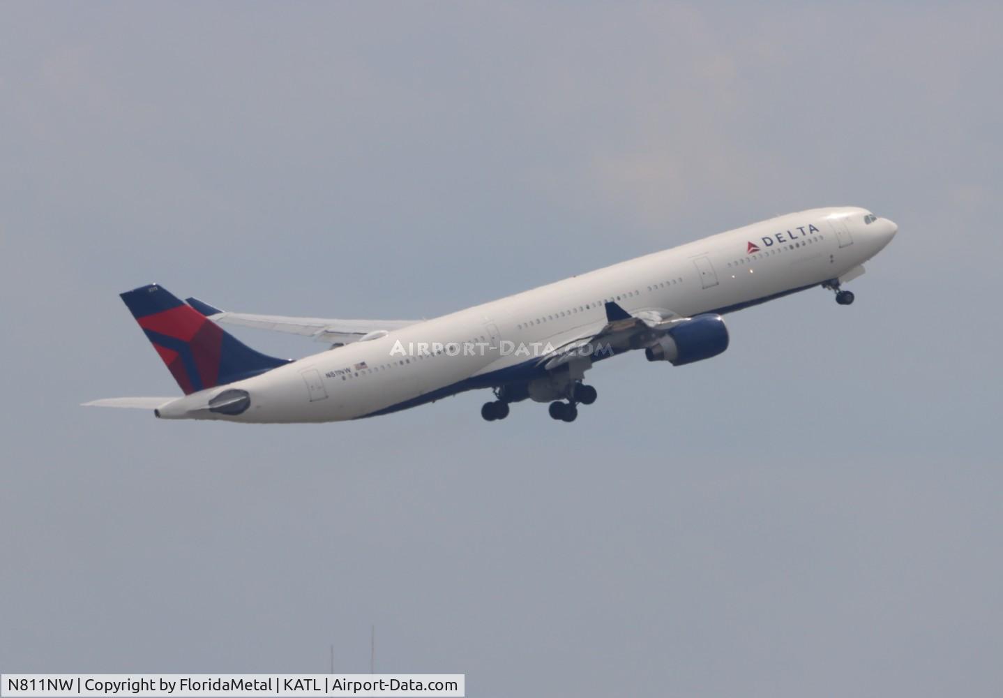 N811NW, 2005 Airbus A330-323 C/N 0690, DAL A333 zx atl-cdg, lfpg