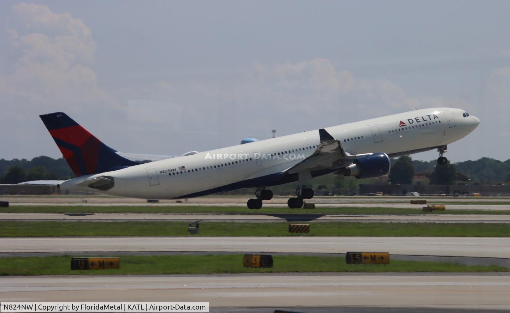N824NW, 2015 Airbus A330-302 C/N 1637, DAL A333 zx atl-ams, eham