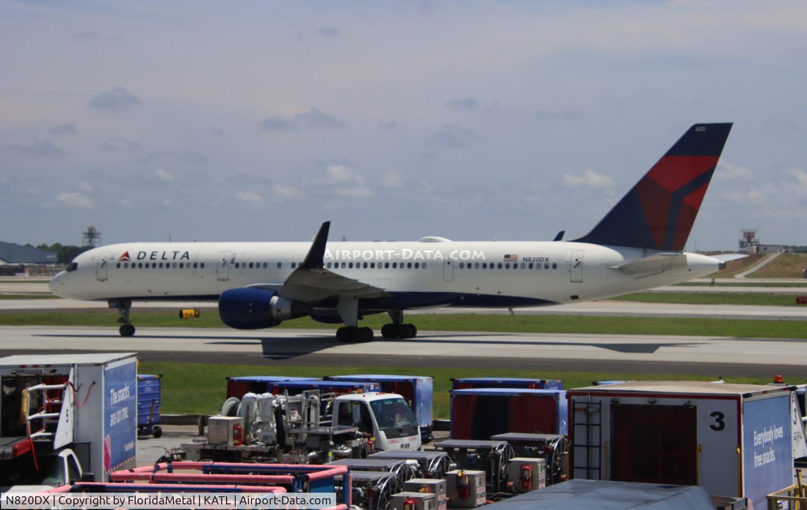 N820DX, 2004 Boeing 757-26D C/N 33960, DAL 752 zx cun, mmun-atl