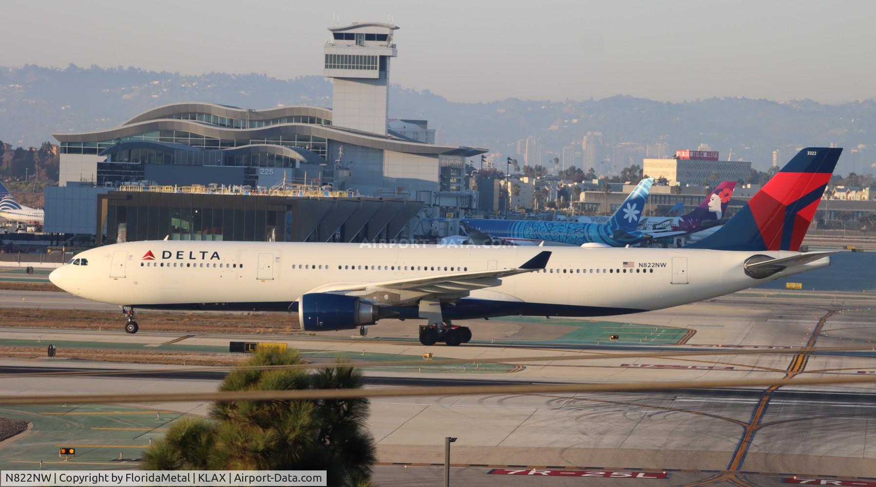 N822NW, 2015 Airbus A330-302 C/N 1627, DAL A333 zx bna-lax (carrying NFL team Tennessee Titans) 