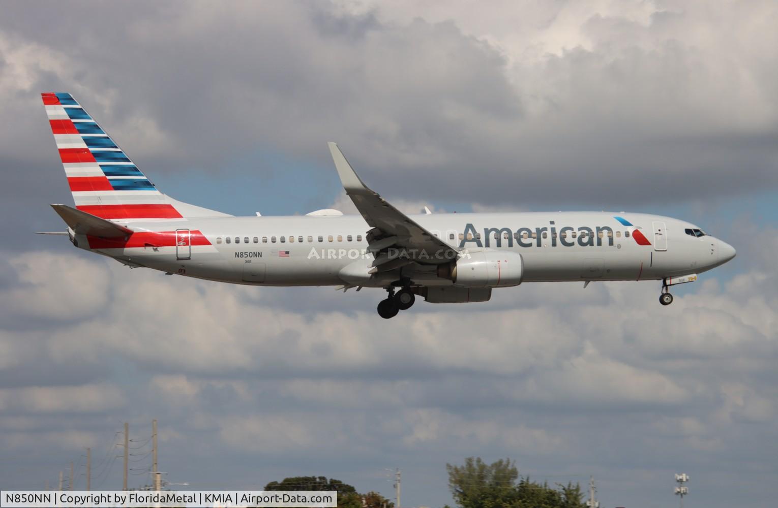 N850NN, 2010 Boeing 737-823 C/N 40580, AAL 738 zx ord-mia